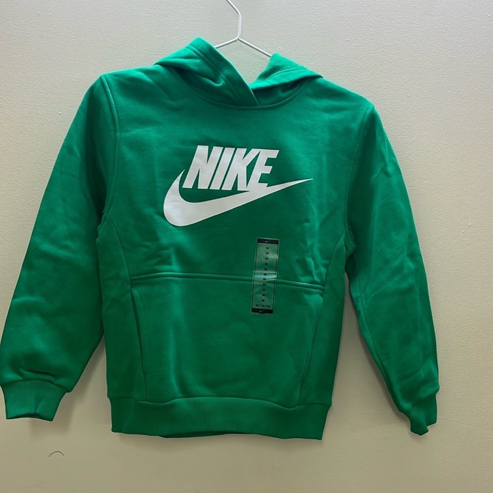 Nike Sportswear Clup Fleece Kids Size M Green NWT
